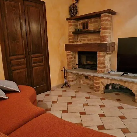 Monferrato Agricottage Valentina 公寓